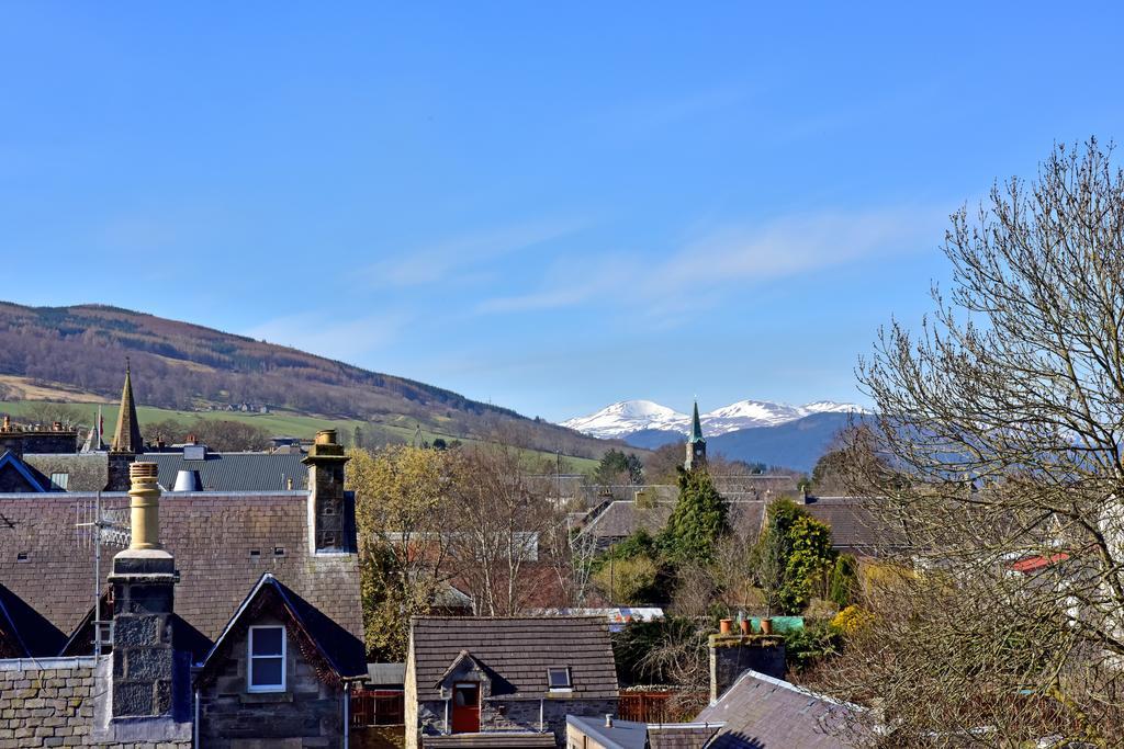 The Townhouse Aberfeldy - Rooms & Breakfast ภายนอก รูปภาพ